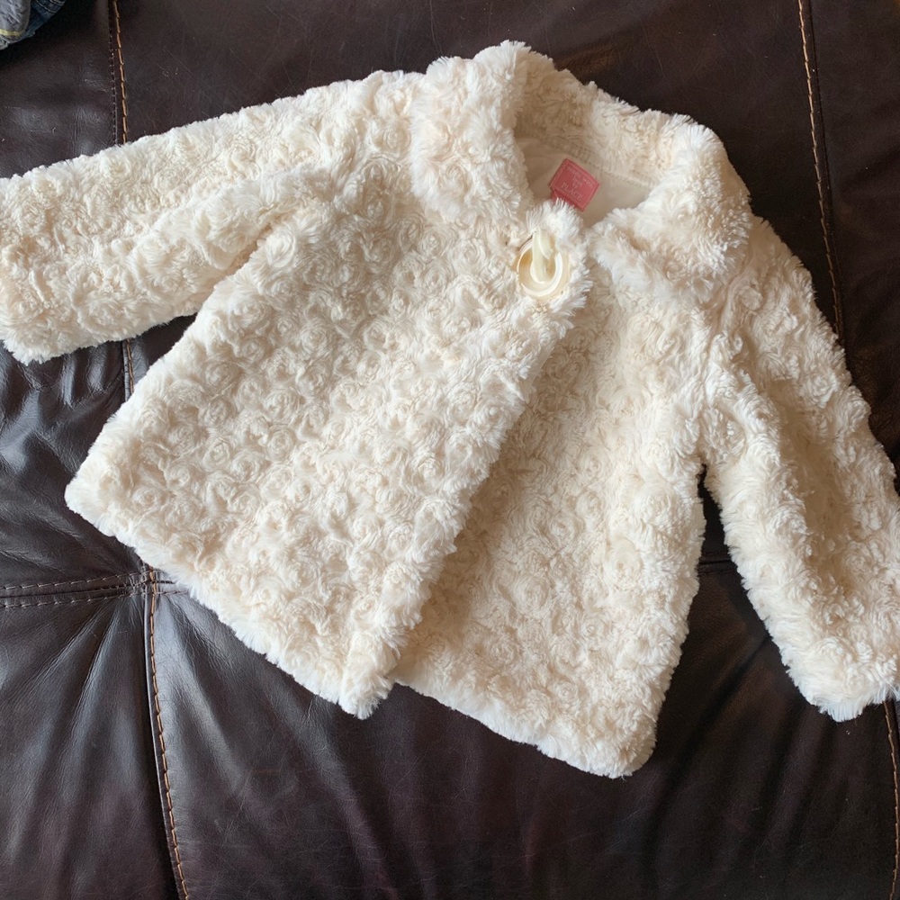 Beautiful faux fur baby jacket size 9-12m - Picture 1 of 5